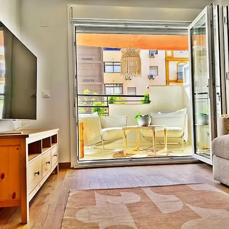 Luxurious With Pool Apartment *
