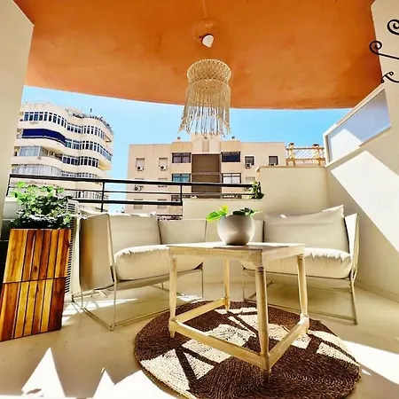 Luxurious With Pool Appartement