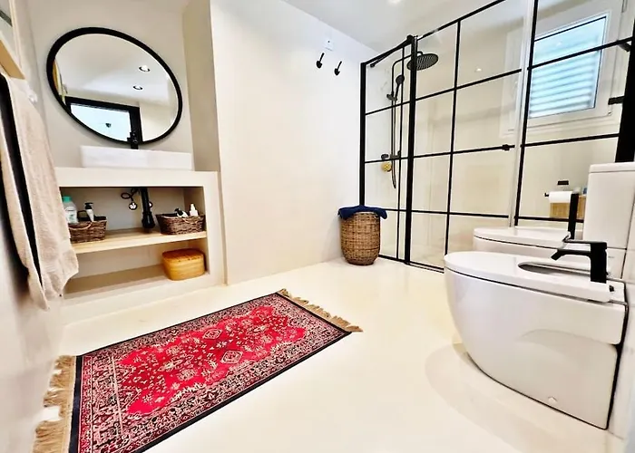 Luxurious With Pool Fuengirola