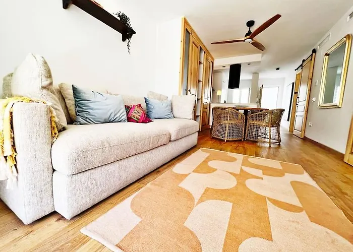 Apartment Luxurious With Pool