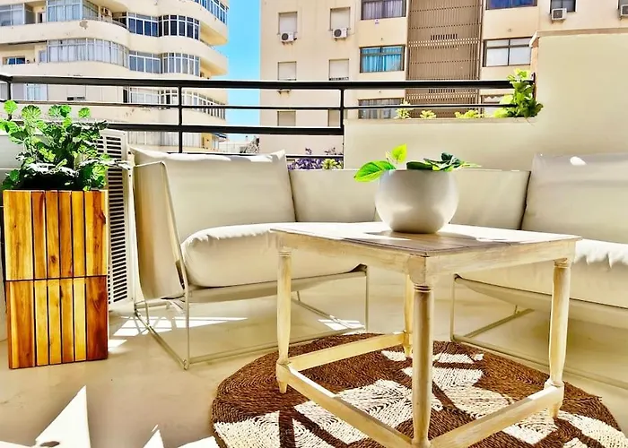 Luxurious With Pool Fuengirola