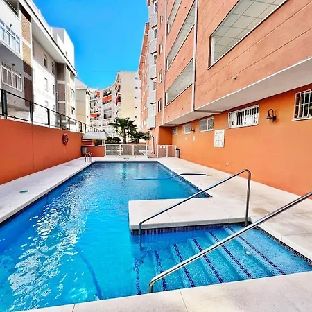 Luxurious With Pool *